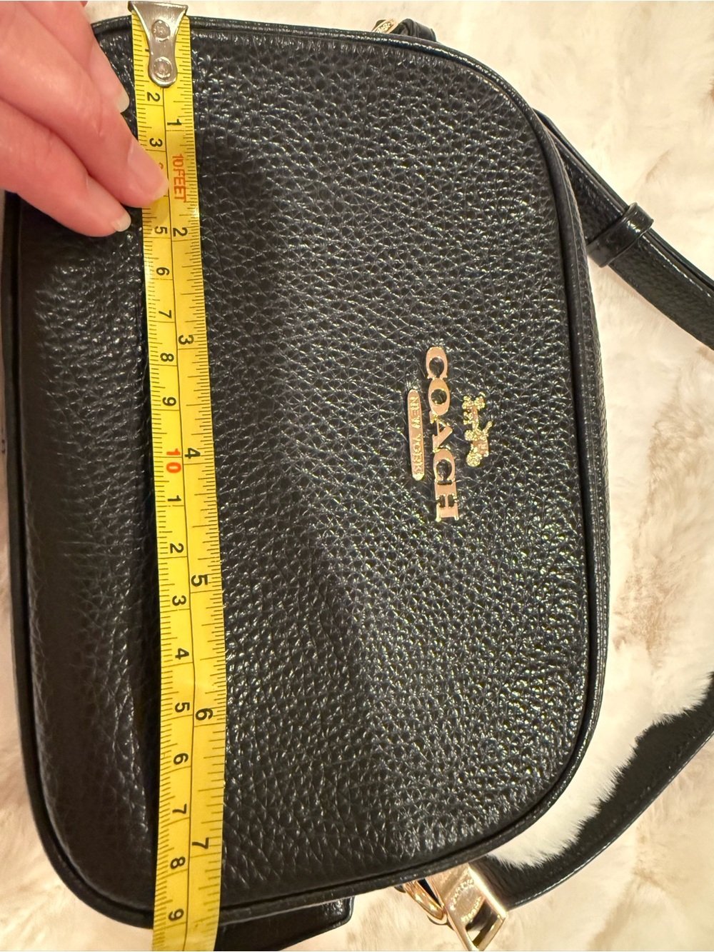 Coach Black Pebbled Leather Crossbody Bag with Gold Hardware - Picture 6 of 7